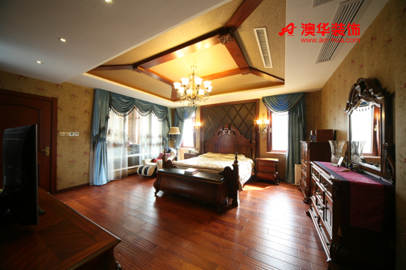 中式混搭 别墅 混搭 卧室图片来自用户5193438255在用中式文化诠释慢生活的分享