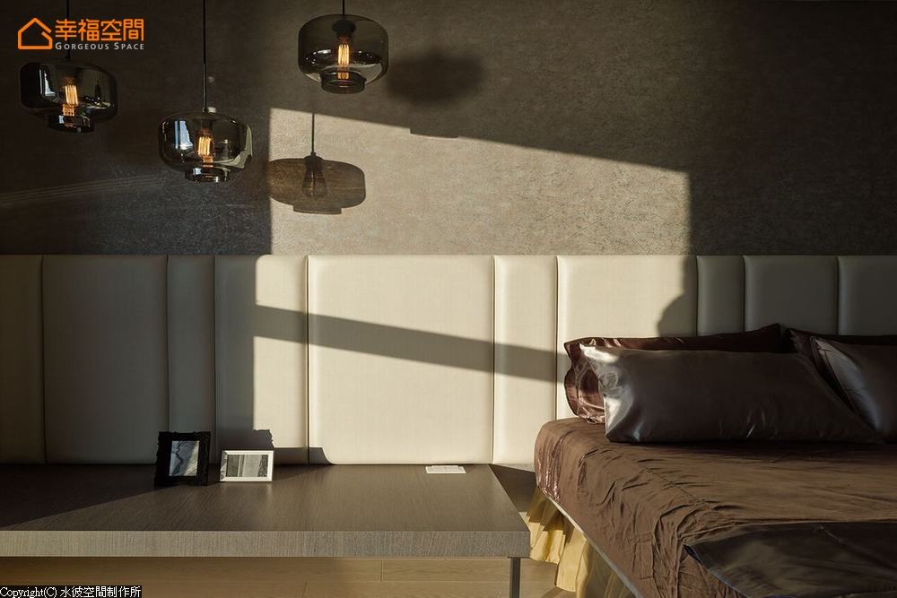 简约 二居 现代 卧室图片来自幸福空间在拥抱绝美海景 205平微美寓所的分享