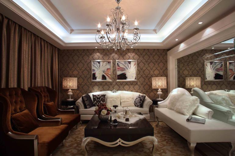 欧式 三居 客厅图片来自亚光亚神设手富成在魅力无限的分享