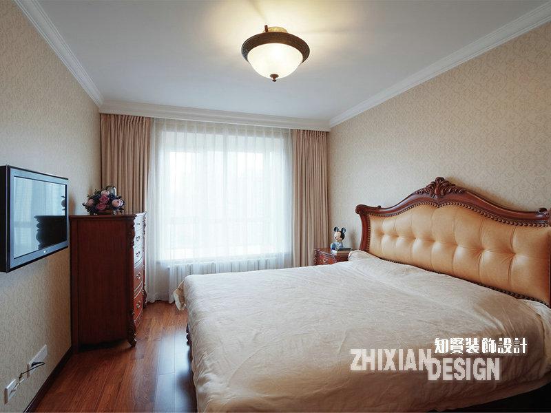 卧室图片来自上海知贤设计小徐在140平古典美式之家 雍容清雅的分享