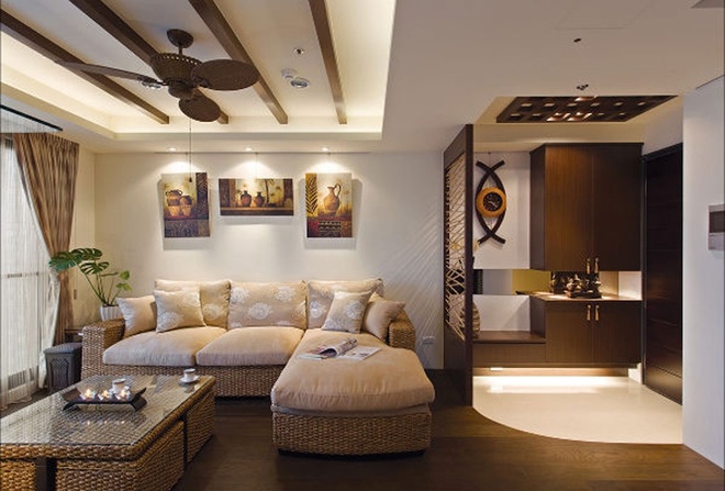 客厅图片来自家装大管家在浪漫巴里岛 67平异国风情两居室的分享