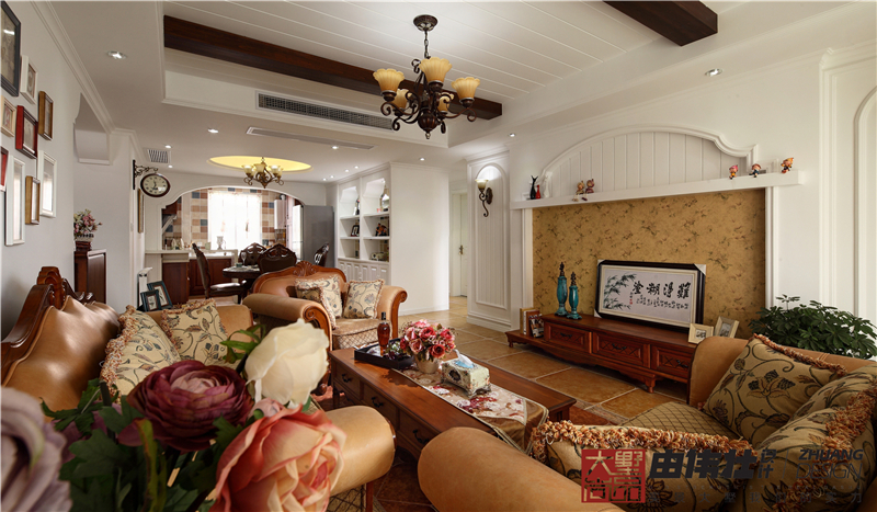 美式乡村 三居 客厅图片来自大墅尚品-由伟壮设计在『檀香小镇』—美式乡村风的分享