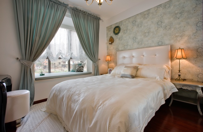 卧室图片来自家装大管家在春去夏犹清 140平法式风格3居的分享