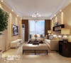 客厅：简约时尚的客厅，暖色调的墙纸与白色的顶部形成对比，在视觉上让客厅更加的时尚靓丽。