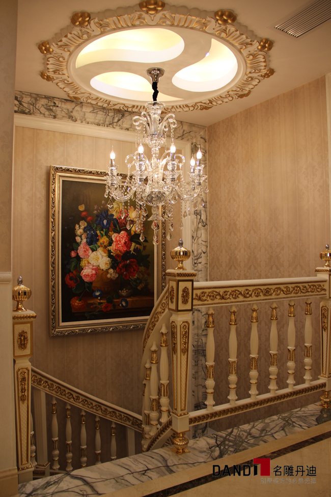欧式 别墅 春色浪漫 别墅设计 名雕丹迪 东海花园 楼梯图片来自名雕丹迪在东海花园简欧别墅，春色浪漫空间的分享