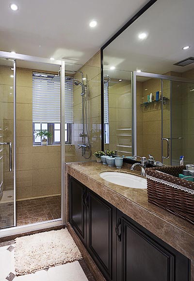 美式 三居 卫生间图片来自合建装饰李世超在103平美式三室两厅的分享