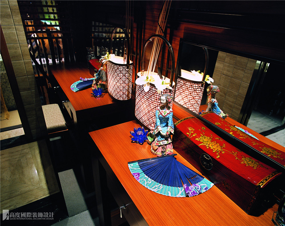 中式 古典 清新脱俗 别墅 装修 衣帽间图片来自高度国际别墅装饰设计在中式风格的分享