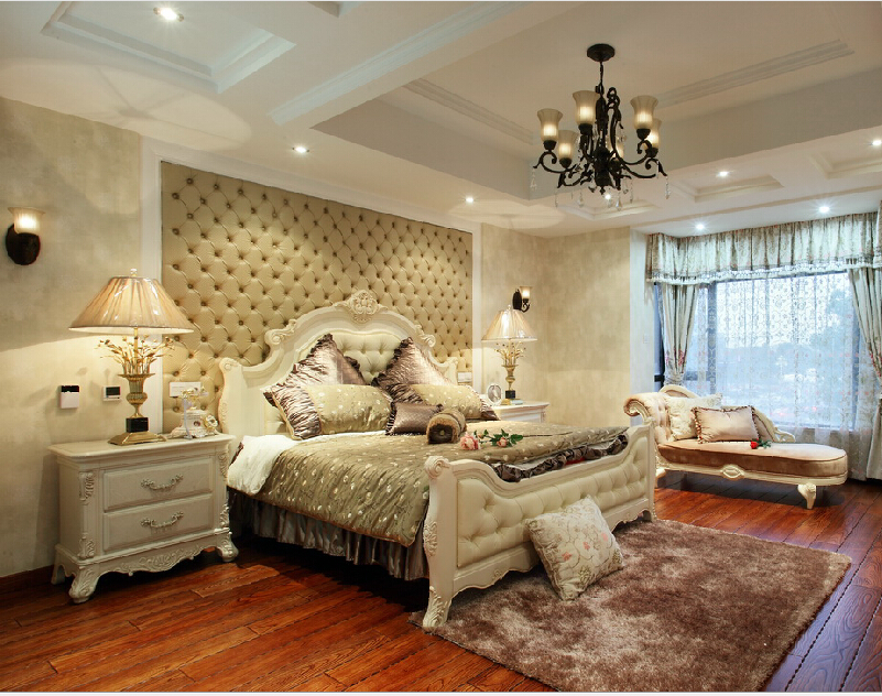 卧室图片来自潍坊万泰装饰在尊享华贵篇章 360平奢华美式独栋的分享