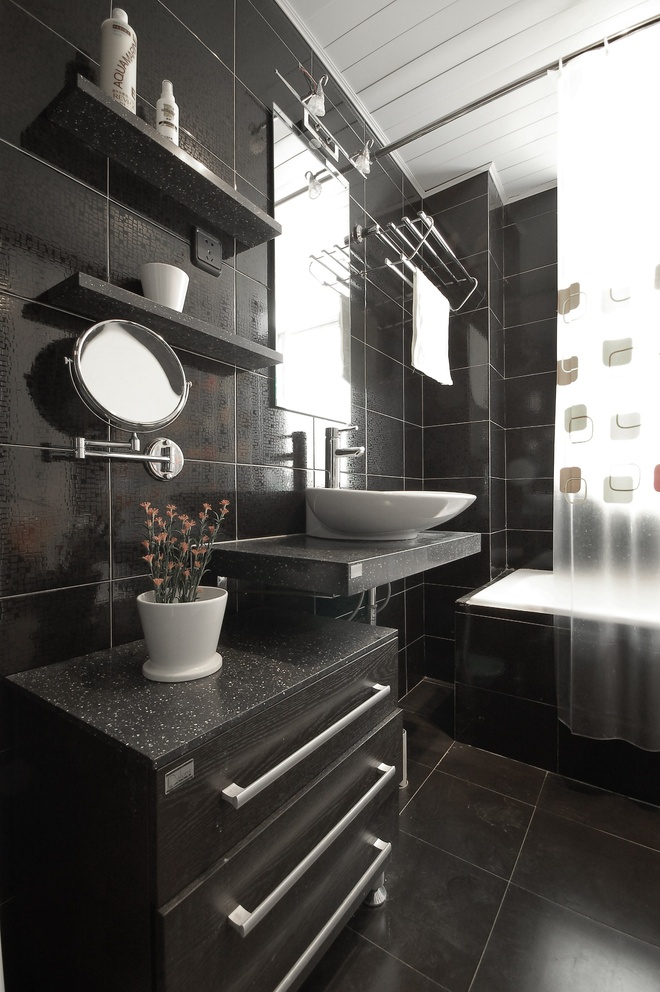 卫生间图片来自家装大管家在100平简洁明亮新中式风格3居的分享