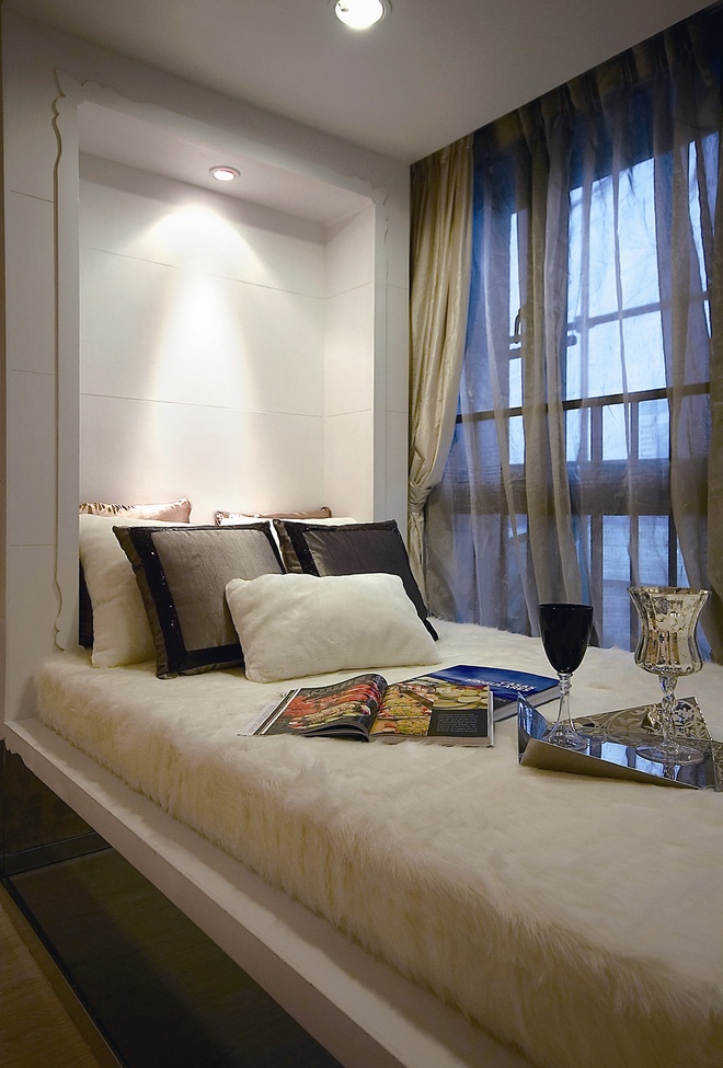 简约 欧式 三居 客厅 卧室 厨房 餐厅 白领图片来自实创装饰百灵在高大尚奢华案例的分享