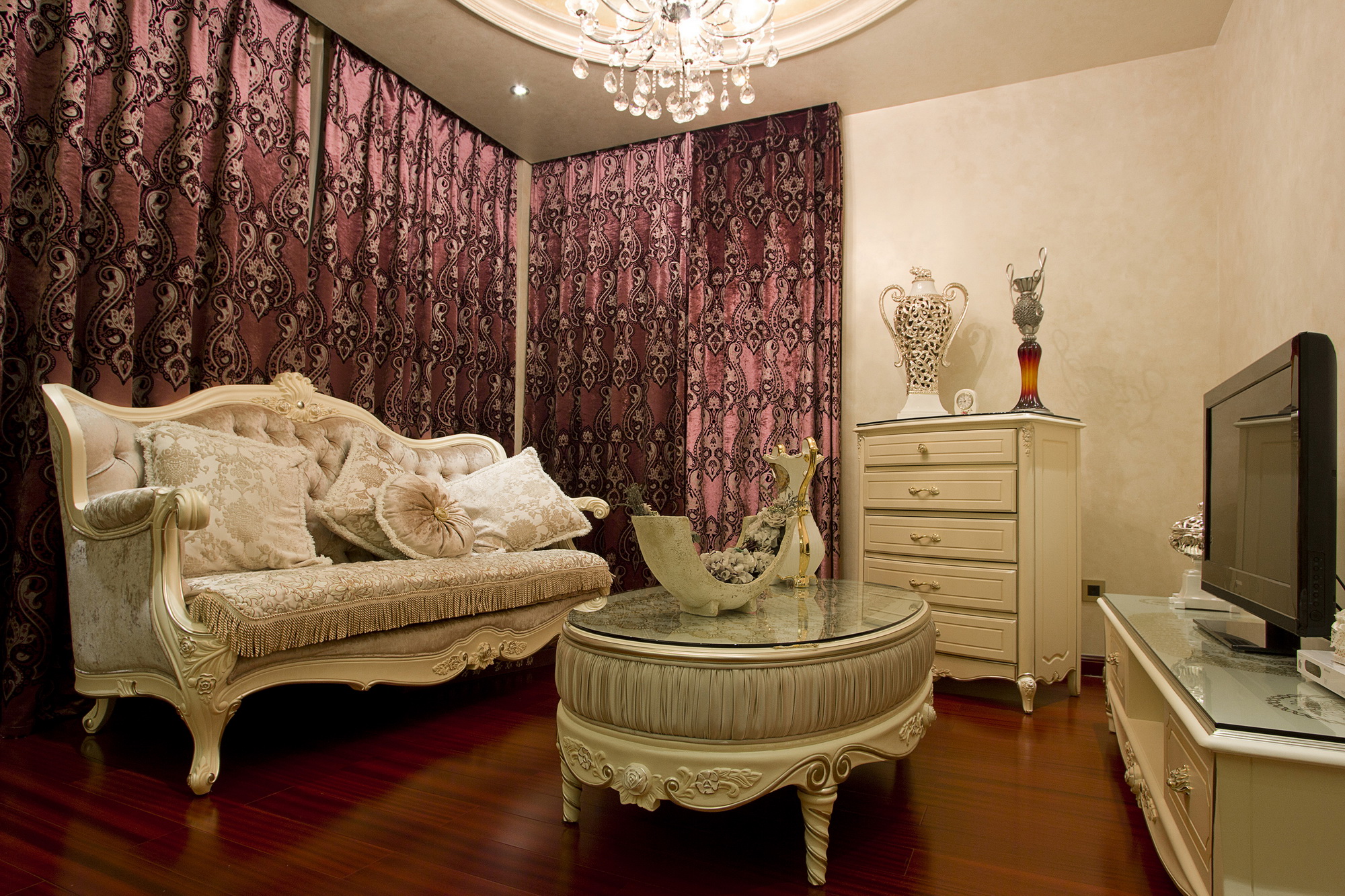 欧式 四居室 苹果 长沙苹果装 苹果装饰公 卧室图片来自苹果装饰公司在苹果装饰欧式风格，低调奢华的分享