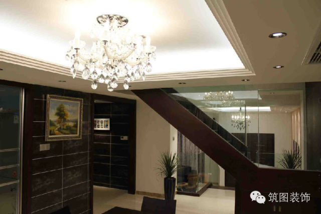 简约 混搭 别墅 80后 欧式 楼梯图片来自上海筑图装饰设计工程有限公司在温州瑞安虹北花园的分享