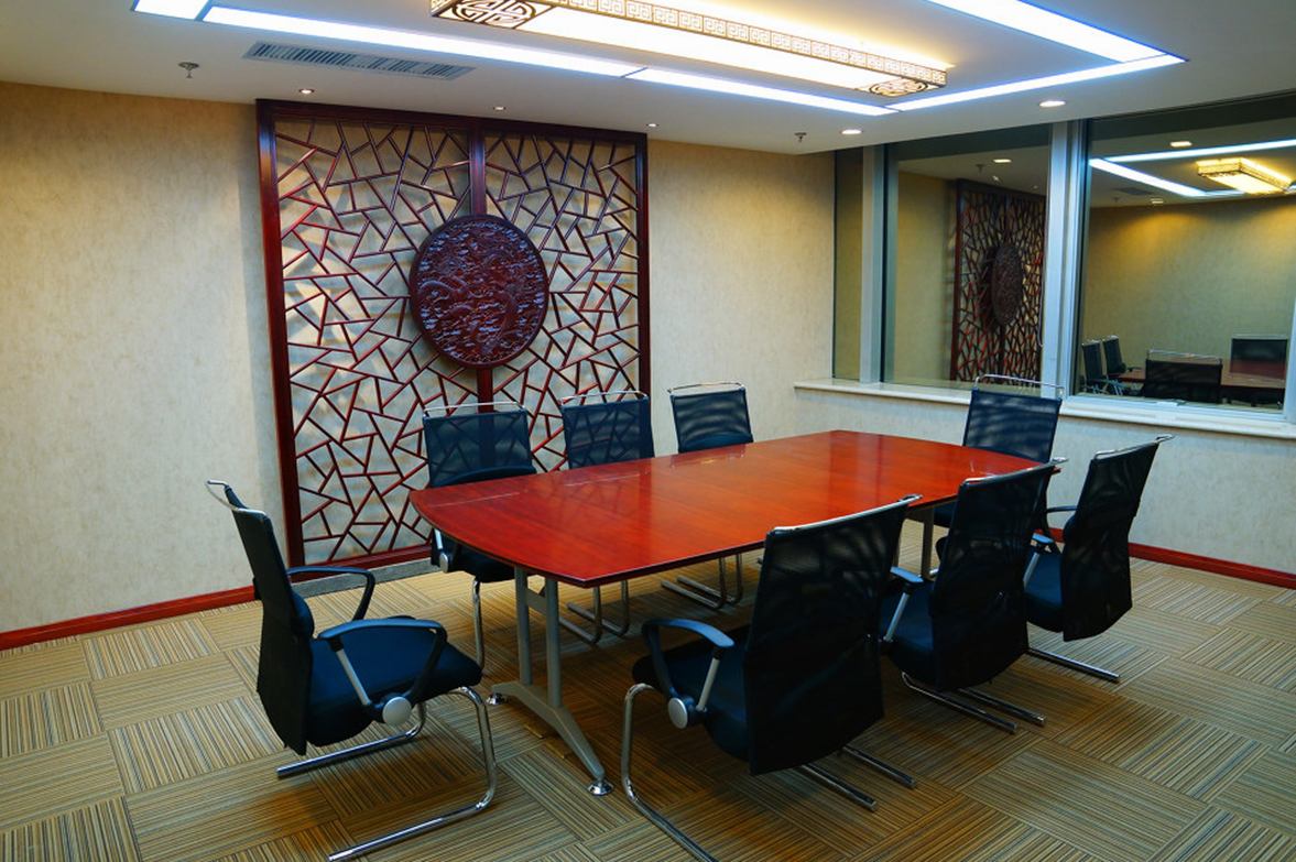 中式 办公室 气势 华西公装图片来自四川华西装饰家居在气势磅礴中式办公室的分享