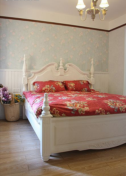 混搭 二居 80后 卧室图片来自今朝装饰老房专线在143平，二居，地中海风格的分享