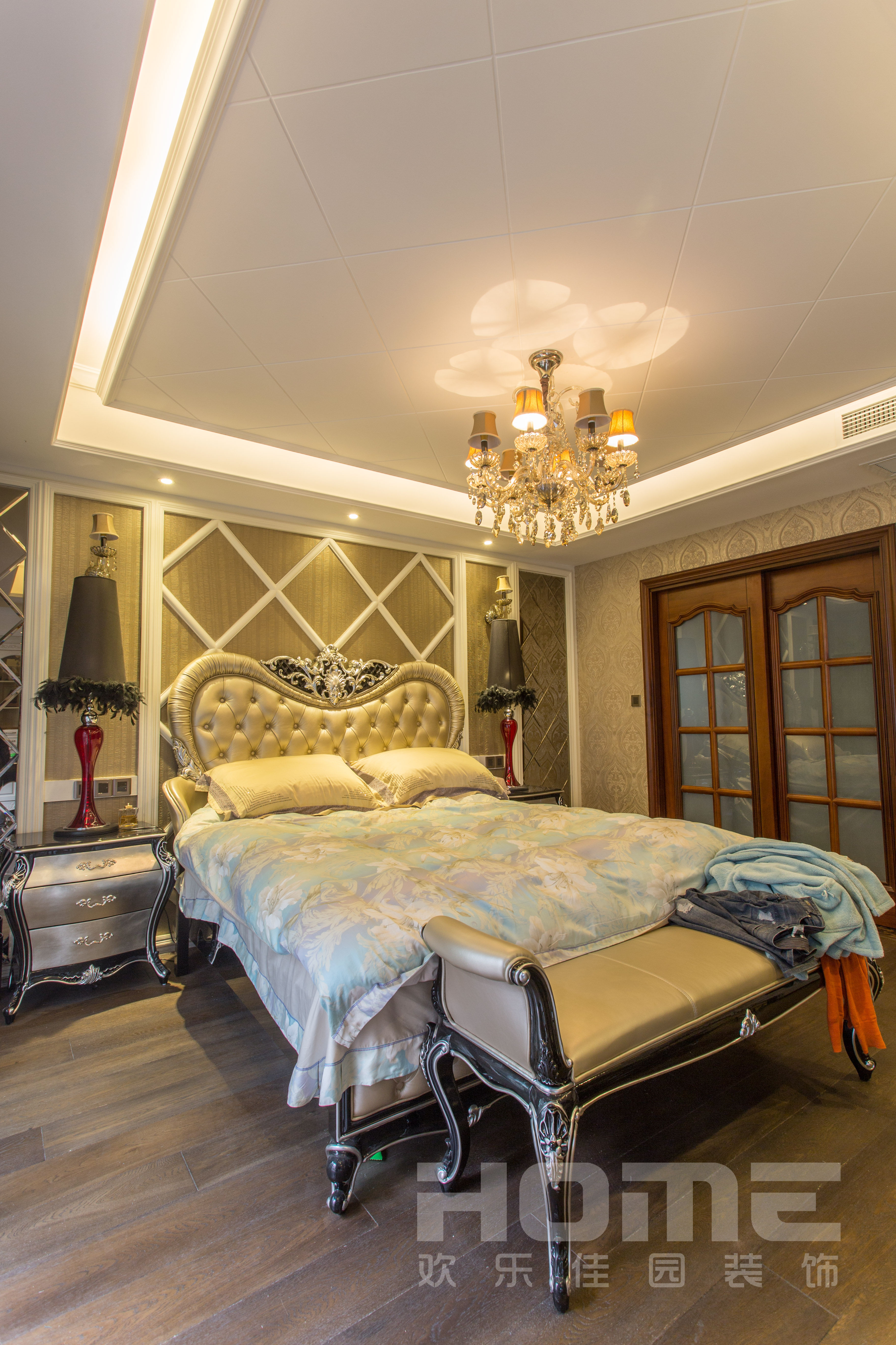 三居 欧式 卧室图片来自四川欢乐佳园装饰在翡翠城的欧式精致大宅的分享