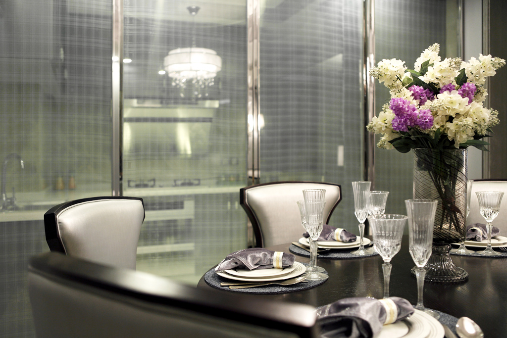 简约 欧式 复式 样板房 KSL设计 餐厅图片来自香港KSL设计事务所在雅致银灰 精锐新贵—KSL样板房的分享