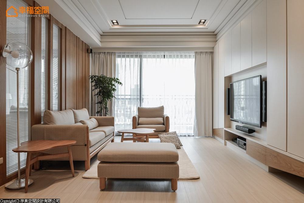三居 现代风格 简约 客厅图片来自幸福空间在舒适感满分 218平日系暖心居的分享