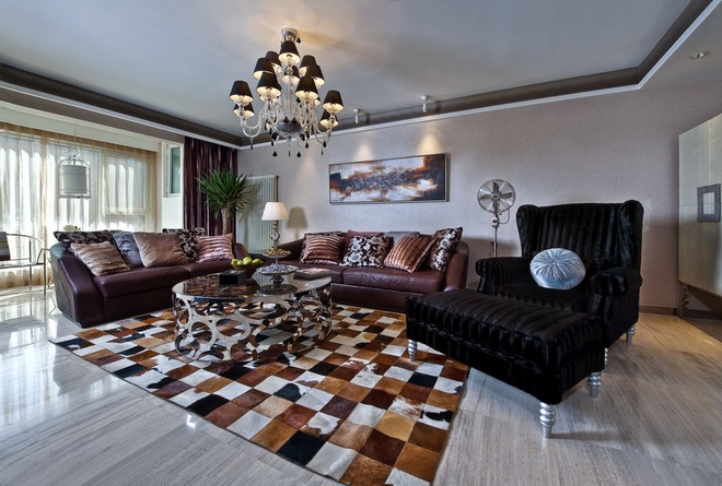客厅图片来自家装大管家在120平新古典3居 营造舒适气质的分享