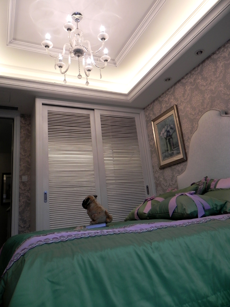 欧式 三居 装修设计 案例赏析 户型方案 卧室图片来自慕尚族在欧式百瑞景，高品质生活的分享