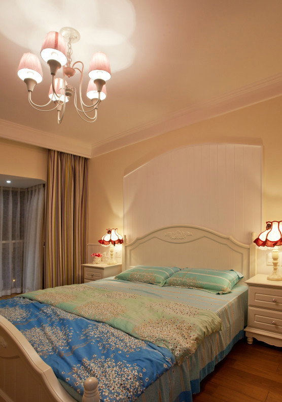 温馨 舒适 文艺 田园 卧室图片来自成都生活家装饰在白领110平温馨舒适小天地的分享