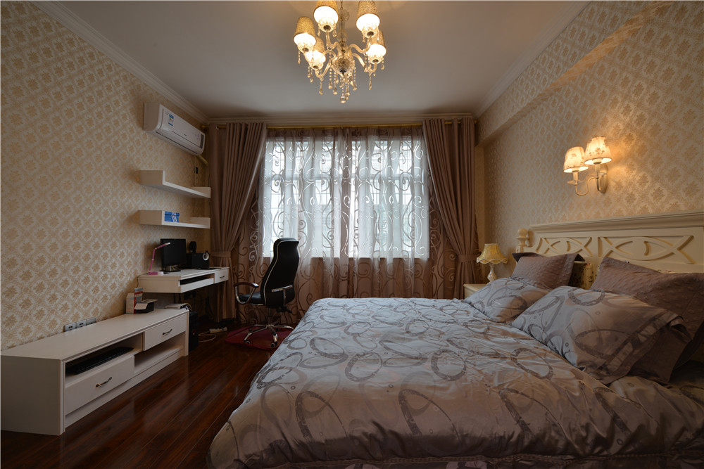 简约 欧式 别墅 卧室图片来自长沙金煌装饰在迷恋都市简欧风的分享