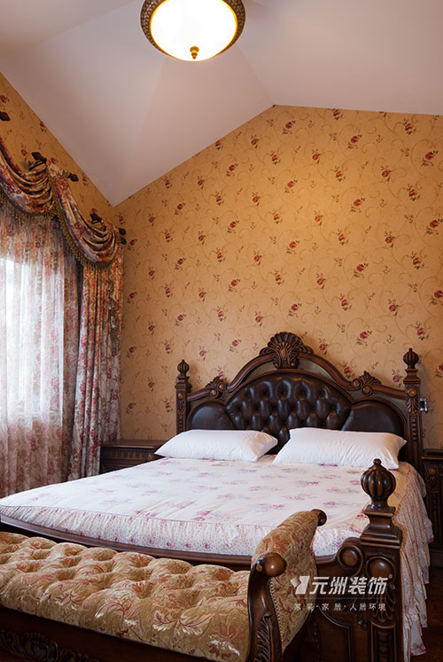 别墅 美式 实景样板间 沉稳大气 卧室图片来自元洲葡萄在原河名墅五期738㎡美式风格装修的分享