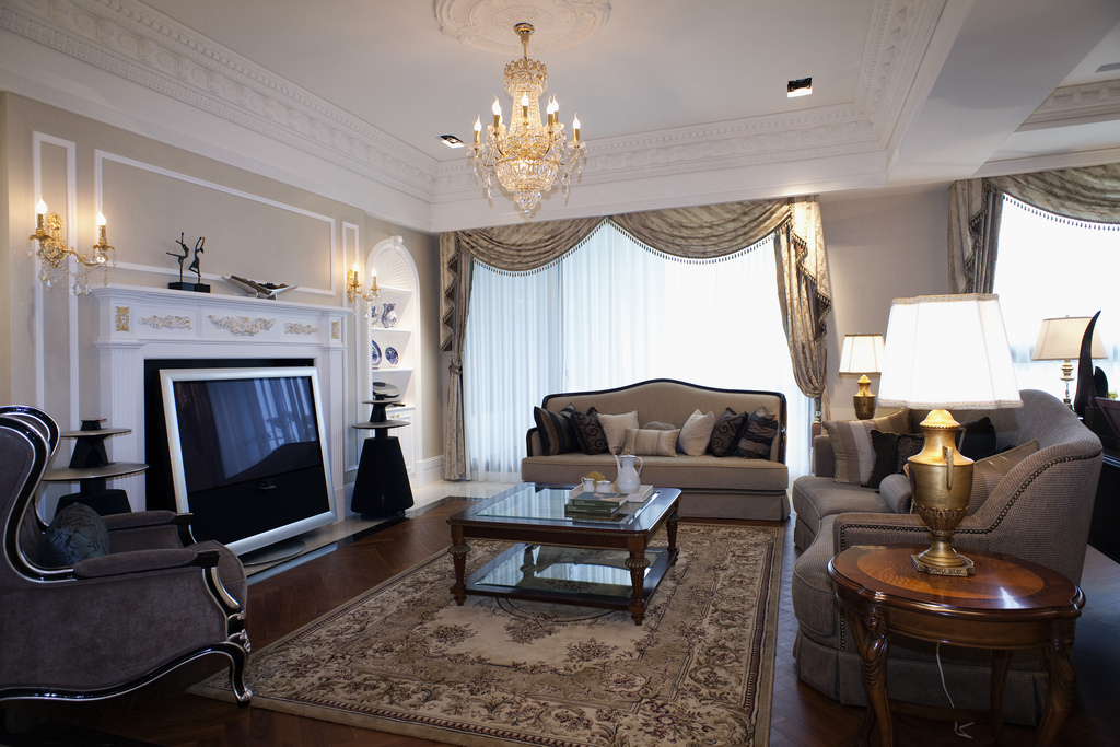 欧式 四居 70后 装修设计 慕尚族 客厅图片来自慕尚族在融科天城  265平 欧式风格的分享