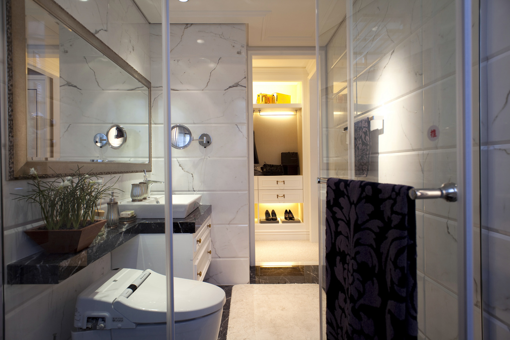 欧式 四居 70后 装修设计 慕尚族 卫生间图片来自慕尚族在融科天城  265平 欧式风格的分享