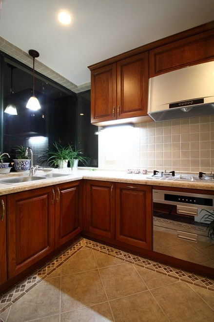 厨房图片来自家装大管家在80后最爱休闲空间 130平美式三居的分享