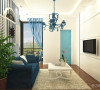 客厅整体色调明亮，大胆，色彩清新，清爽。壁纸采用了蓝白相间的颜色，清新亮丽。沙发和茶几极具亲和力的田园风情及柔和的色调的搭配，更突显了地中海风格的特点