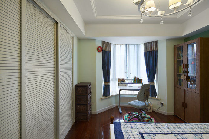 卧室图片来自实创装饰晶晶在宝华海尚郡领139平美式精品公寓的分享