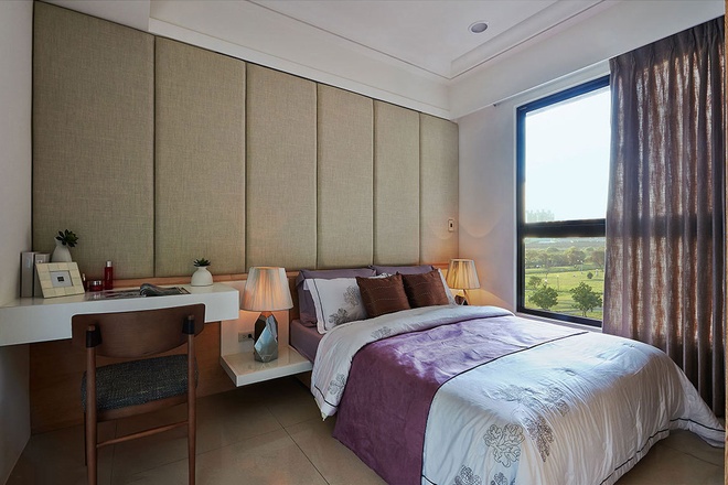 卧室图片来自家装大管家在流线造型 141平现代素雅3居的分享