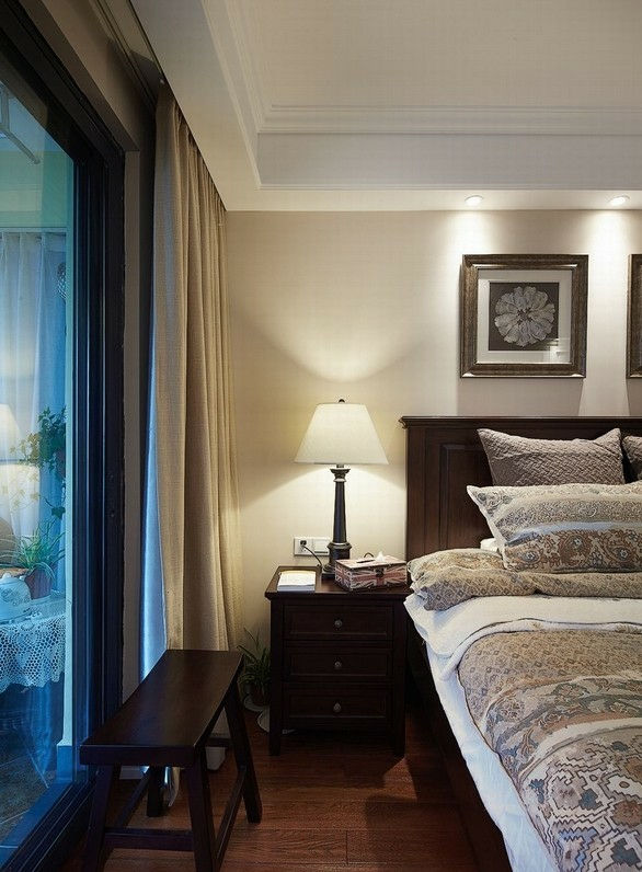 现代美式 日升装饰 装修设计 卧室图片来自装修设计芳芳在高速路紫荆长安137平现代美式的分享