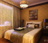 卧室以暖色调为主，墙面为浅褐色花纹壁纸使得卧室温馨舒适。 次卧室是以浅咖色调为主。