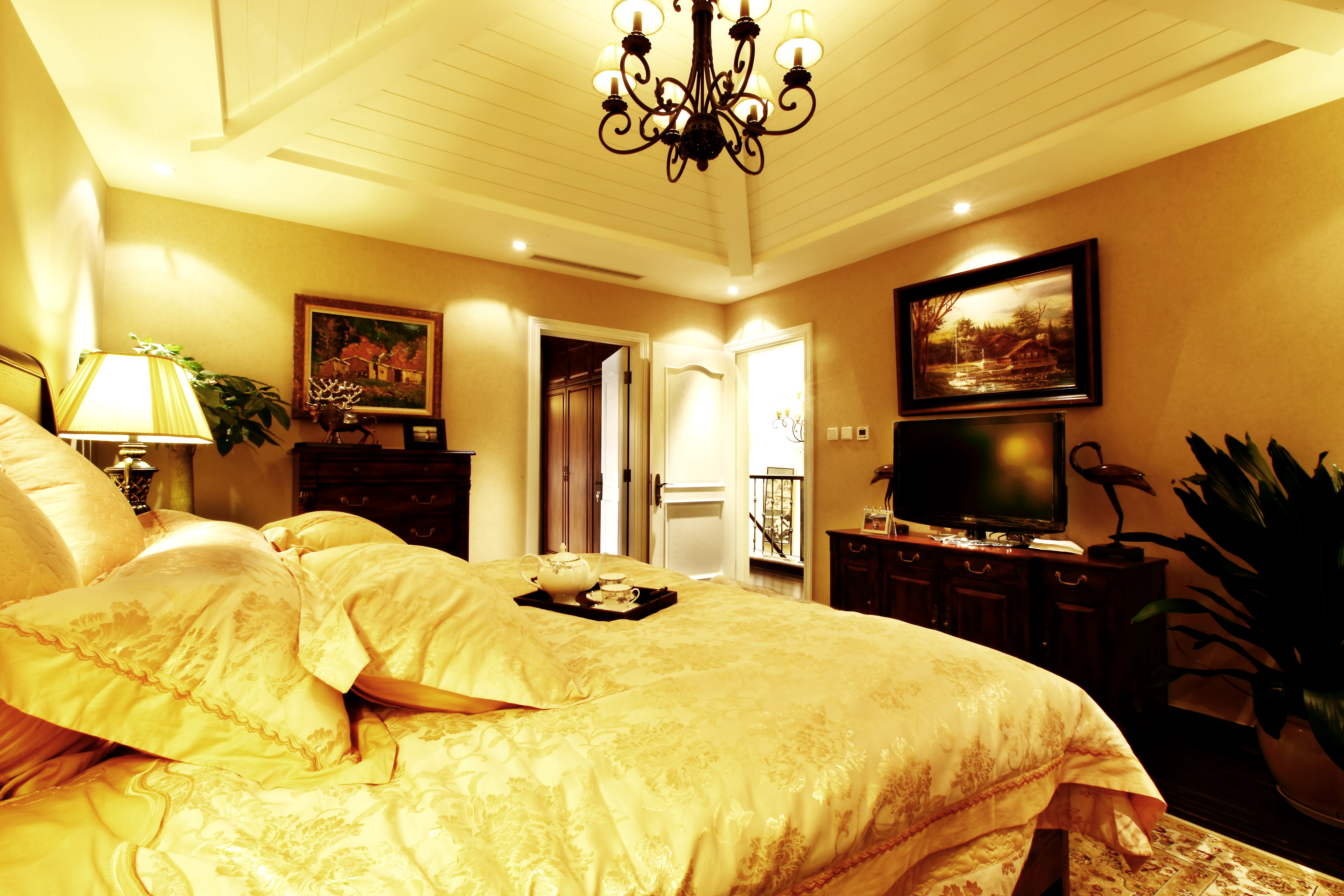 别墅 卧室图片来自博览天下在龙湖悠山郡-330美式风格的分享