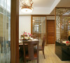 新中式风格的家具一般颜色沉敛深厚、文化品位浓郁