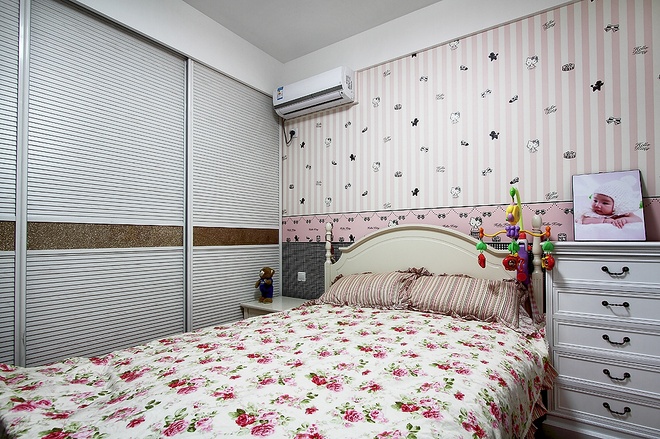卧室图片来自家装大管家在90平清新简约家 大气现代风尚的分享