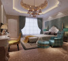 卧室的设计没有浓妆艳抹，采用了简约欧式的基调，融合了古典新奢华的元素，给人一种温馨，淡雅的氛围。