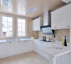 厨房：简单大方以白色为主的厨房，整洁，干净，墙面图砖让空间更加灵活来合理利用空间。