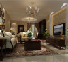 厅内运用美式的家具和配饰打造出一种让人
放松的舒适感