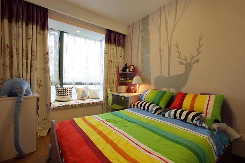 简约 三居 慕尚家居 装修设计 80后 卧室图片来自慕尚族在广电91平现代风格案例赏析的分享