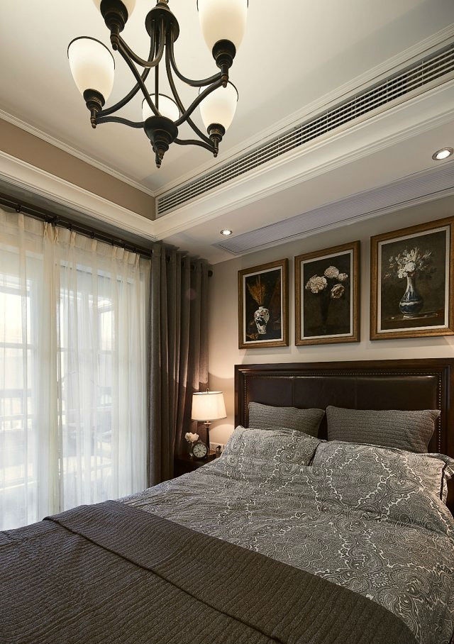 二居 美式风格 婚房 卧室图片来自实创装饰晶晶在88平美式温馨时尚雅居的分享
