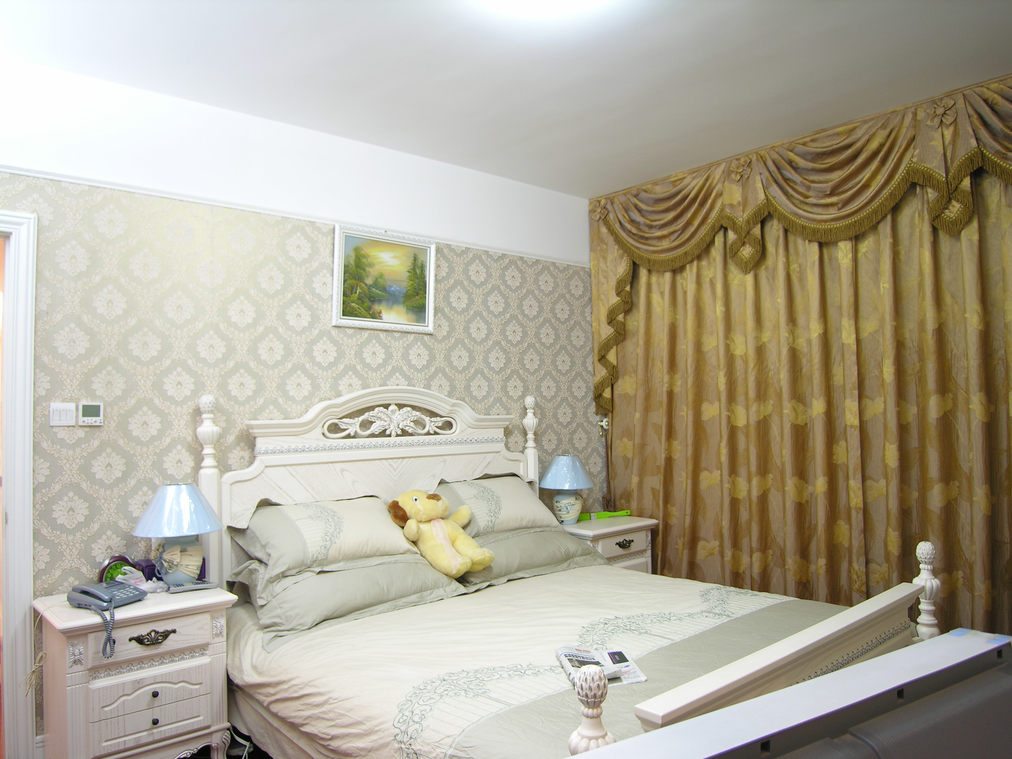 欧式 别墅 卧室图片来自小若爱雨在金色家园（二)的分享