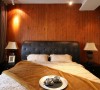 卧室：简单大方，显现尊贵之口味，床头以皮质为主，大方高贵