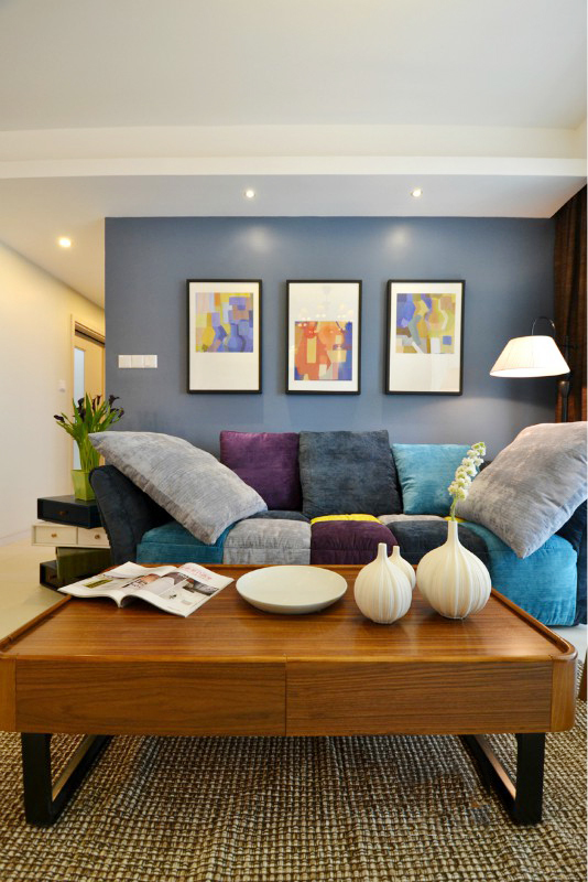 客厅图片来自家装大管家在温暖空间 89平惬意蓝色美居的分享