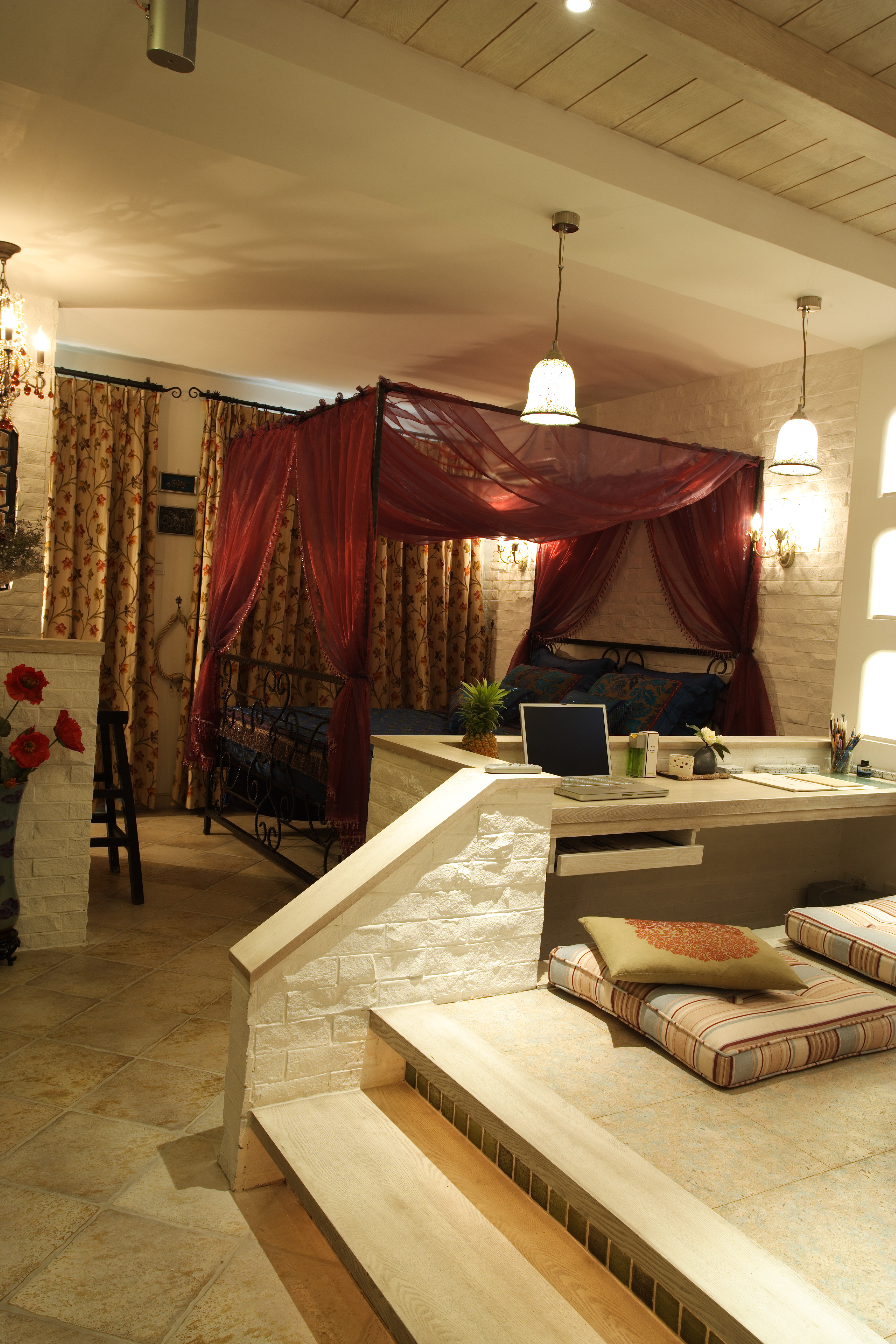 温馨 舒适 浪漫 地中海 卧室图片来自成都生活家装饰在80㎡打造浪漫地中海风格的分享