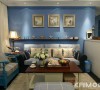 沙发和背景墙 以蓝色为主 地中海风格浓郁