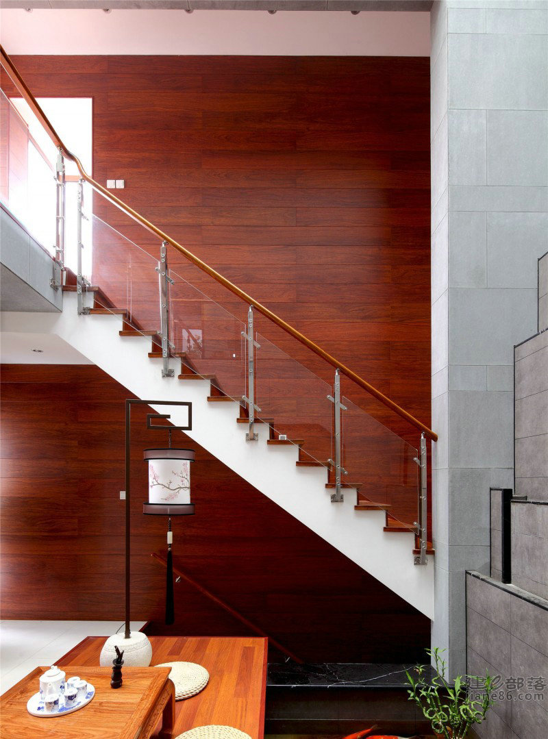 简约 三居 白领 80后 小资 收纳 楼梯图片来自苹果装饰公司在16种室内楼梯设计（苹果装饰）的分享