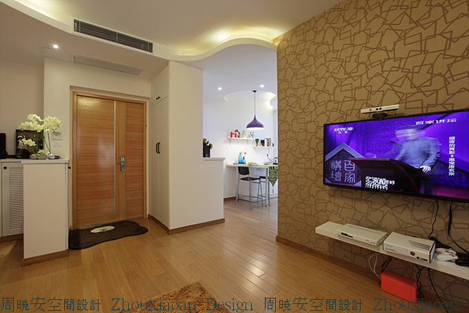 欧式 混搭 三居 小资 客厅图片来自周晓安在东湖林语现代简约的分享
