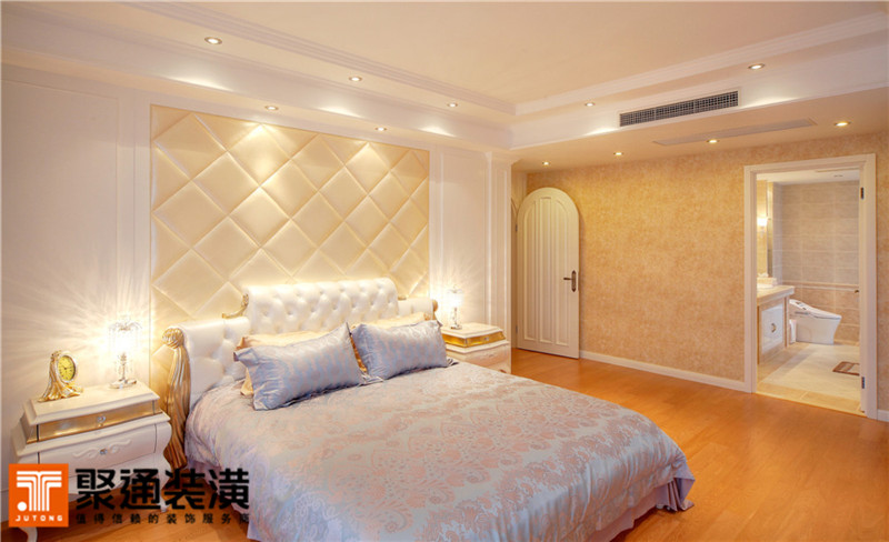 欧式风格 欧式 别墅 别墅装修 聚通装饰 卧室图片来自jtong0002在打造水晶宫殿享受亮丽人生的分享